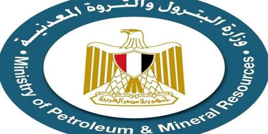 البترول تؤكد التزام شركة أديس المالكة للبارج بسرعة صرف التعويضات لأسر المتوفين والمفقودين والمصابين - هرم مصر