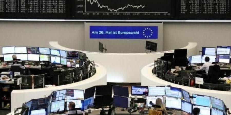 تراجع الأسهم الأوروبية وسط اقتراب فرض الرسوم الجمركية الأمريكية - هرم مصر
