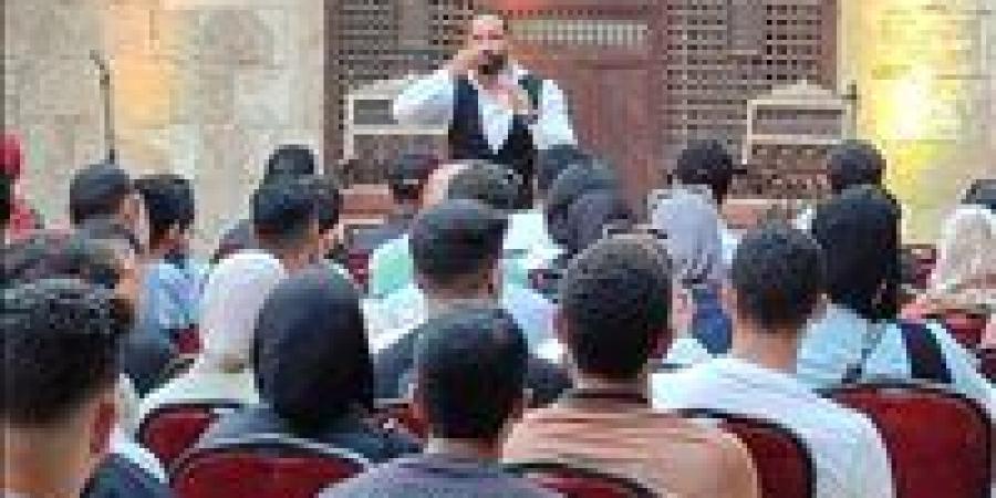 مؤسسة زاهي حواس تُطلق أول دورة لتعليم اللغة المصرية القديمة - هرم مصر