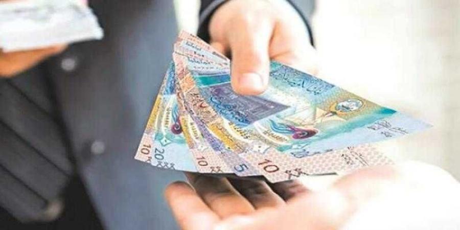 أسعار الدينار الكويتى في مصر اليوم الجمعة - هرم مصر