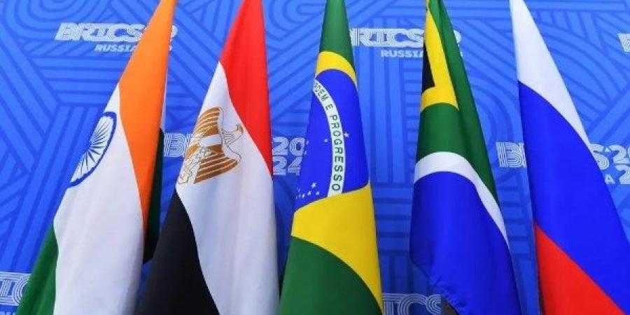 ردا على تهديدات ترامب.. الصين: مجموعة (بريكس) منصة للتعاون بين الأسواق الناشئة والدول النامية ولا تستهدف أي دولة - هرم مصر