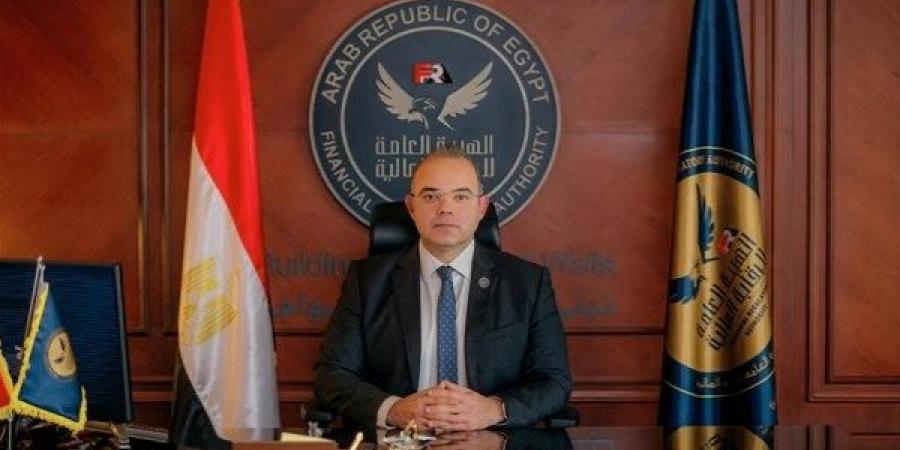 رفع قيمة وثيقة تأمين المصريين بالخارج.. الجالية المصرية: خطوة تاريخية تؤكد أن الدولة لا تنسى أبناءها - هرم مصر