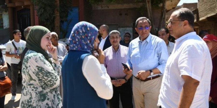 محافظ قنا يتفقد مشروعات السياحة الريفية بمحيط معبد دندرة ويوجه بتصور عمراني متكامل للمنطقة - هرم مصر