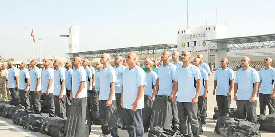 «الكلية العسكرية» تتلقى طلبات الالتحاق بالدفعة 51 «طلبة ضباط» - هرم مصر
