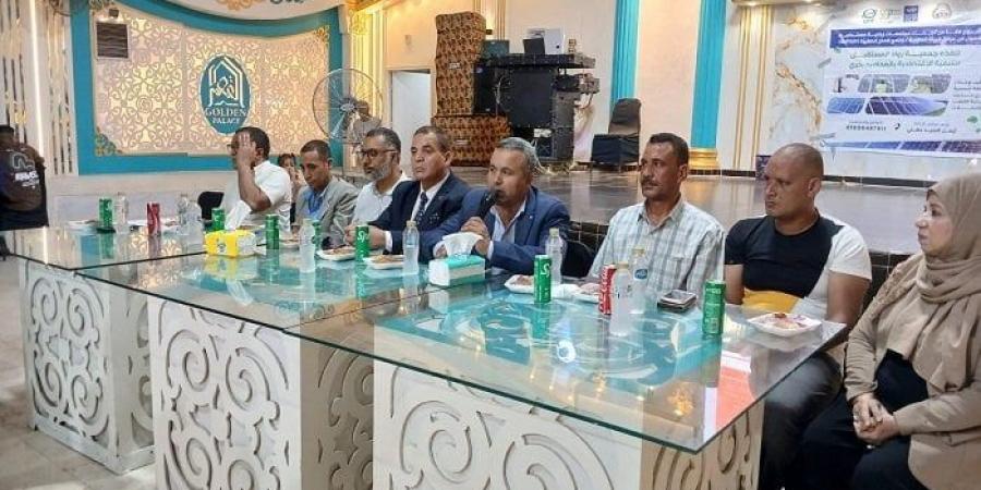 رئيس مدينة أرمنت يشهد حفل ختام مشروع زراعة القصب بالشتلات والرى بالتنقيط - هرم مصر