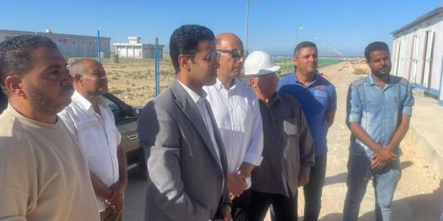 نائب محافظ مطروح يتفقد محطة معالجة الصرف الصحي - هرم مصر