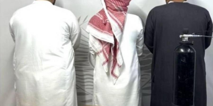 ضبط (3) مواطنين شرعوا في الصيد دون ترخيص بمحمية الأمير محمد بن سلمان - هرم مصر