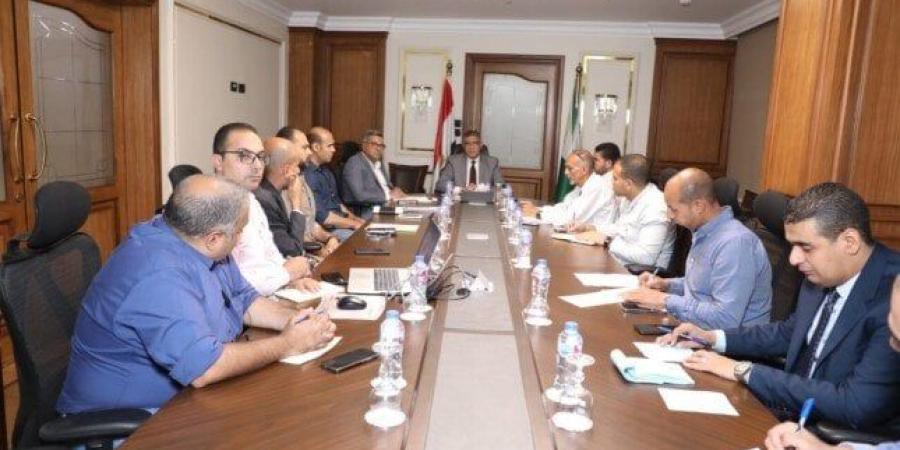 «الجيزة» تستعد لتطبيق منظومة ذكية متكاملة لإدارة ونقل مخلفات البناء والهدم - هرم مصر