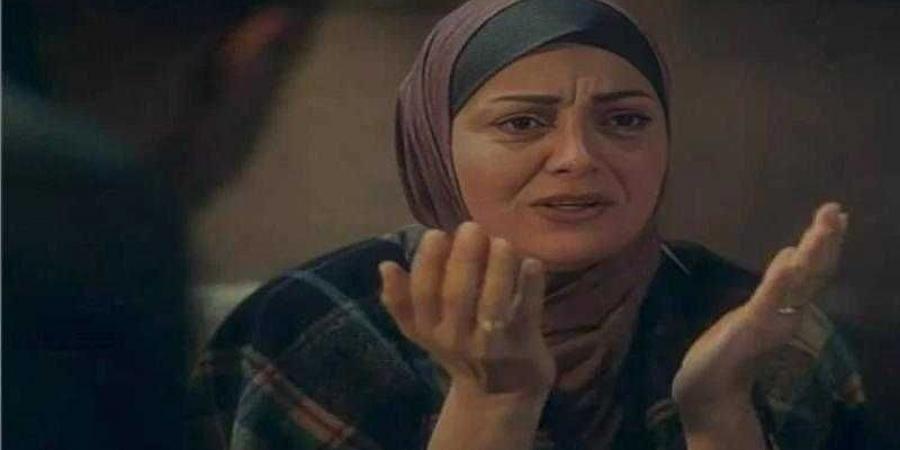 هبة عبد الغنى تتلقى عزاء والدتها فى مسجد الحامدية الشاذلية مساء اليوم - هرم مصر