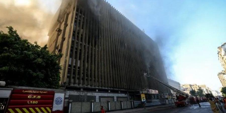 بعد حريق سنترال رمسيس.. تنظيم الاتصالات: فرق العمل تتابع عودة أجهزة ATM وتطبيقات البنوك - هرم مصر