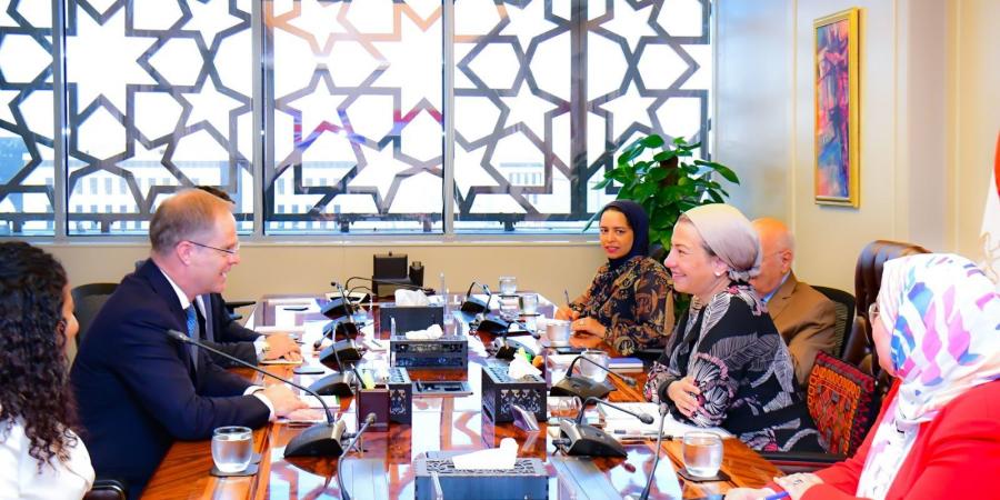 ياسمين فؤاد : مصر ملتزمة بالعمل البيئي متعدد الأطراف - هرم مصر