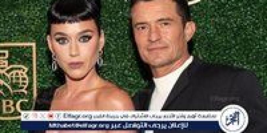كايتي بيري وأورلاندو بلوم مجددًا معًا بعد الانفصال.. إجازة عائلية على يخت جيف بيزوس تثير الجدل - هرم مصر
