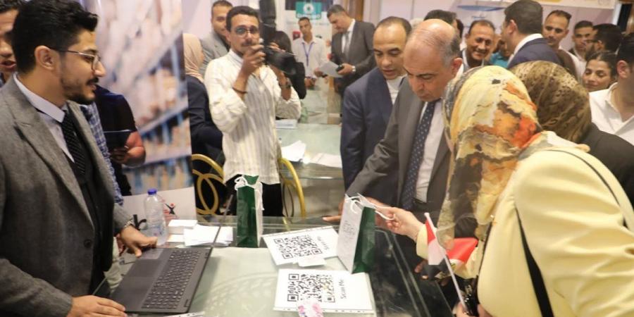 خلال استعراضه لإنجازات مديرية العمل في عام.. محافظ المنيا: أكثر من 14 ألف فرصة عمل و62 ألف مستفيد من برامج التدريب والدعم الاجتماعي - هرم مصر