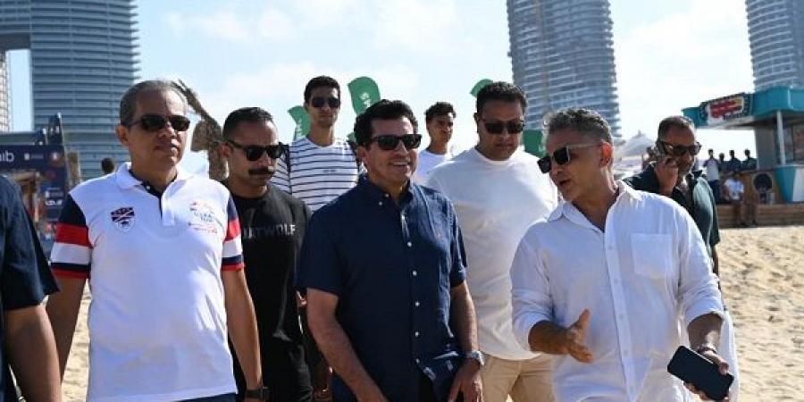 وزير الرياضة يطلق ماراثون العلمين الدولي في أجواء احتفالية ضمن فعاليات 30 يوم تحدي - هرم مصر