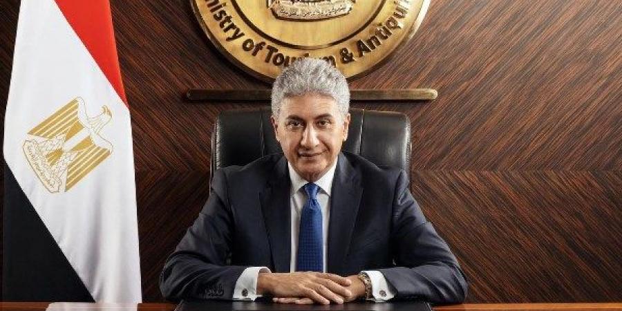 وزير السياحة عن فيديو المتحف المصري الكبير: مش شايف إبداع.. والشاب غلط - هرم مصر