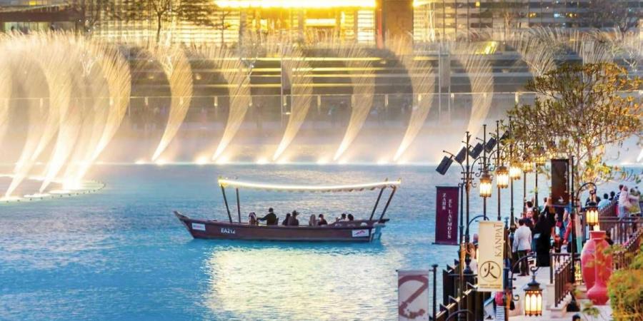 تقنيات رقمية تنعش تدفّق السياح إلى الإمارات بتسهيل الحجوزات - هرم مصر