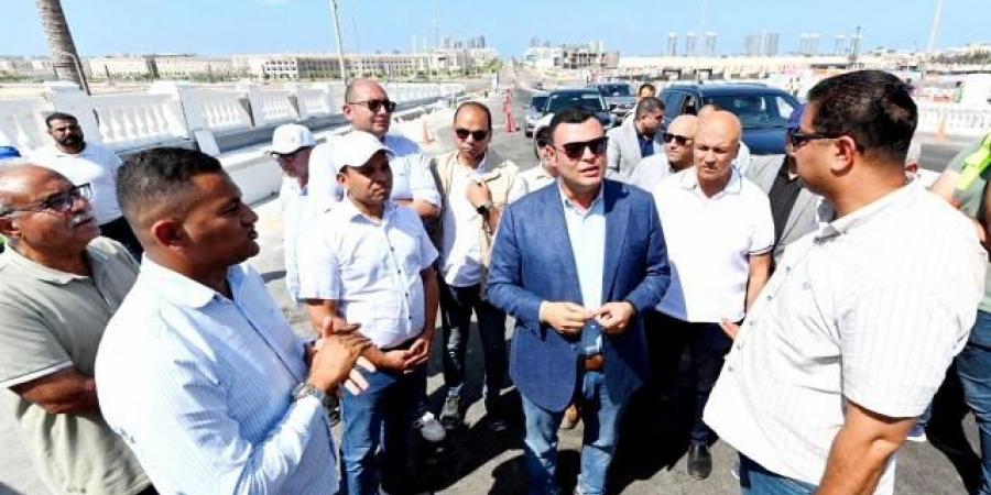 وزير الإسكان يتفقد مشروع سكن لكل المصريين وكوبري C3 بالعلمين  - هرم مصر