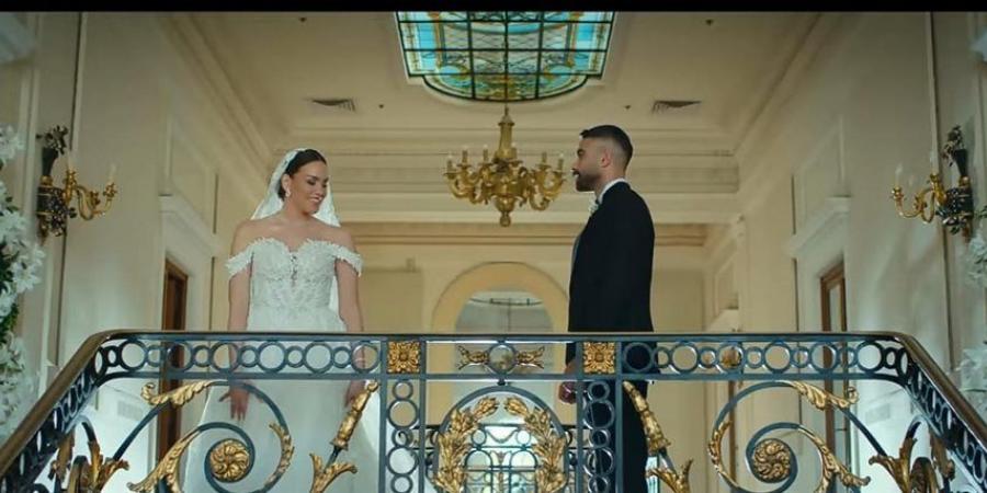 عبيدة عروسة في حفل زفاف أسطوري بكليب "ضحكتك بالدنيا" بتوقيع بتول عرفة - هرم مصر