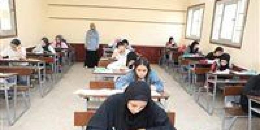 انتظام لجان امتحانات الدور الثاني للثانوية العامة في الغربية - هرم مصر