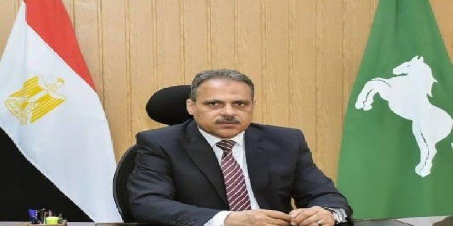 محافظ الشرقية يُقرر إيقاف مدير الإدارة الهندسية ورئيس قسم التنظيم بأبوحماد عن العمل - هرم مصر