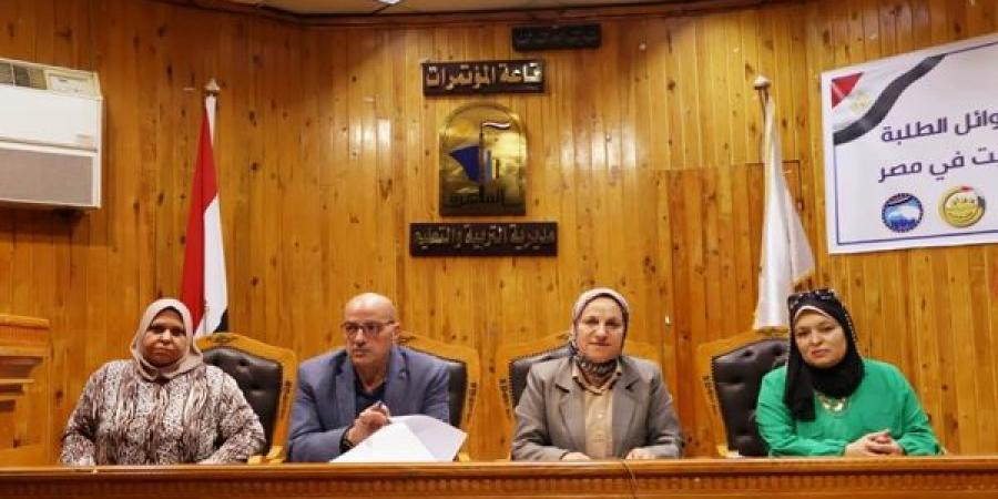 همت أبو كيلة: امتحانات الثانوية بالقاهرة تسير بانتظام دون شكاوى - هرم مصر