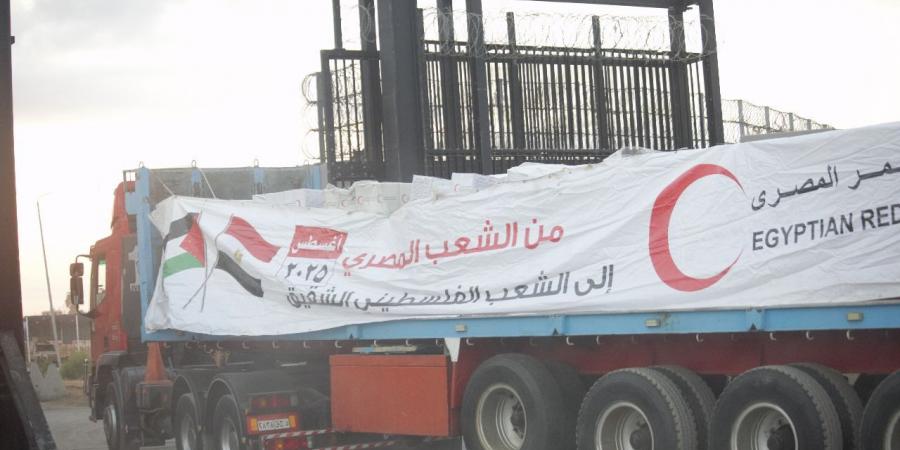 عاجل .. القافلة الـ17 من «زاد العِزّة» تنطلق دعمًا لصمود الأشقاء في قطاع غزة - هرم مصر