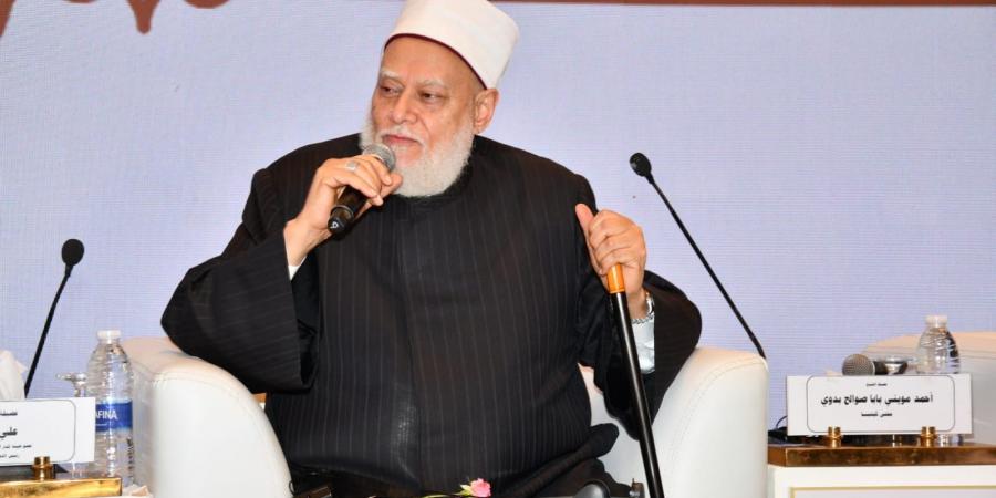 علي جمعة: من أفضل الأدب مع الله الرضا بما قسمه الله والتسليم - هرم مصر