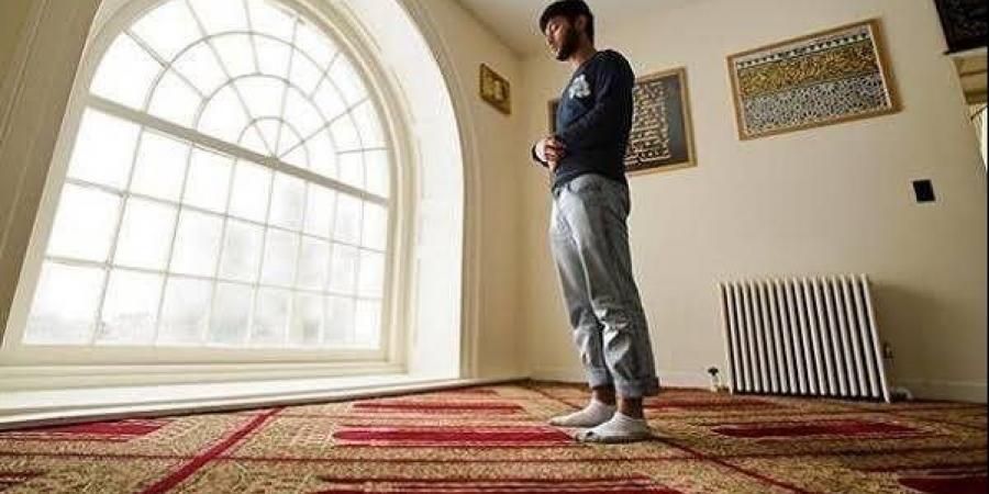 هل يجوز أداء صلاة الضحى بأربع ركعات متصلة وتشهدين؟.. أمين الفتوى يجيب - هرم مصر