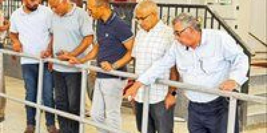 رئيس جهاز مدينة القاهرة الجديدة يتفقد محطة صرف صحي رقم 12 بالتجمع الثالث - هرم مصر