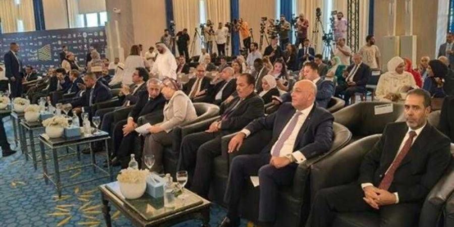 جهاز تنمية المشروعات يشارك في قمة الإبداع الإعلامي للشباب العربي - هرم مصر