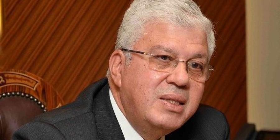 التعليم العالي: بدء قبول أوراق الطلاب المصريين الحاصلين على الشهادات المعادلة العربية والأجنبية - هرم مصر