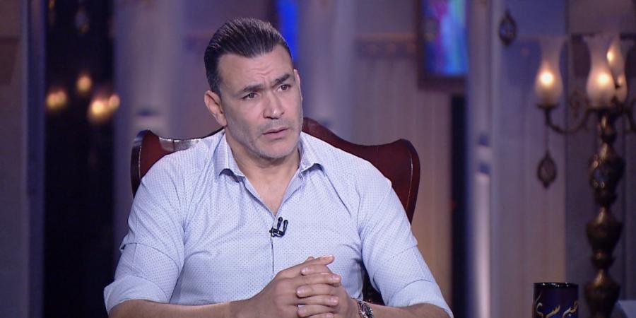 أخويا وحبيبي.. عصام الحضري يواسي محمد الشناوي بعد وفاة والده - هرم مصر