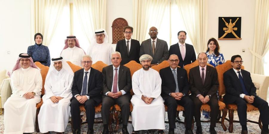 سفير عُمان يُقيم مأدبة غداء لتوديع سفيري العراق ومصر.. والترحيب بسفير الجزائر المُعين - هرم مصر