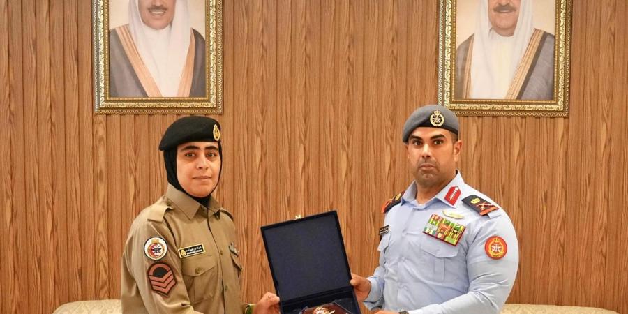 نائب رئيس الأركان لخريجات: كنّ مثالاً للانضباط والإخلاص - هرم مصر