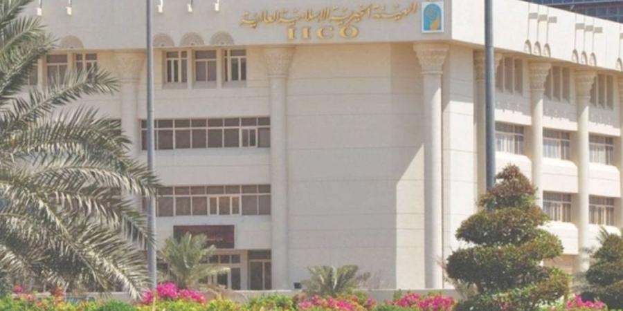 «الخيرية» تكفل 1000 طالب من اللاجئين السوريين في لبنان - هرم مصر