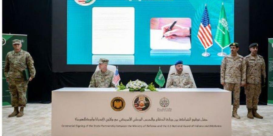 توقيع اتفاقية شراكة عسكرية بين السعودية وأمريكا - هرم مصر