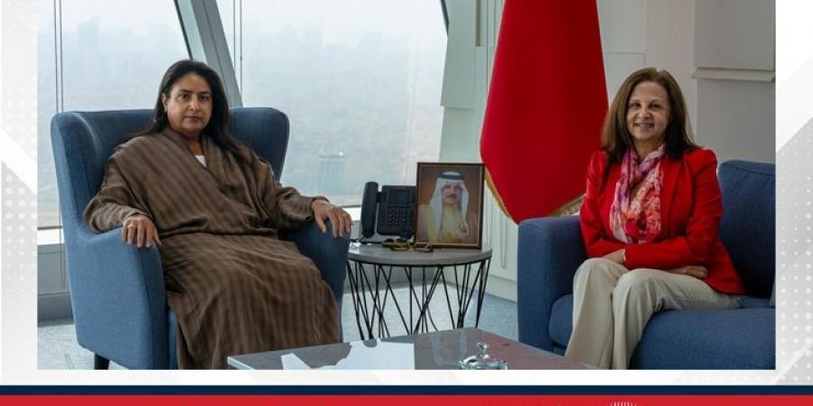 المدير العام لمعهد الإدارة العامة تستقبل القائم بأعمال سفارة الجمهورية اللبنانية لدى مملكة البحرين - هرم مصر