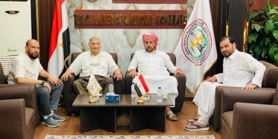 تجارية مطروح تستقبل رئيسها السابق تعزيزا لجسور التواصل مع رموزها - هرم مصر