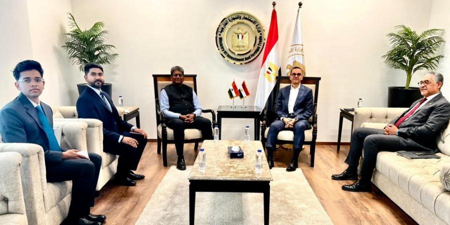 وزير الاستثمار يبحث التعاون مع السفير الهندي بالقاهرة - هرم مصر