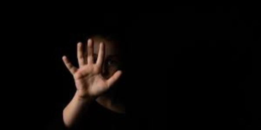 طالبة إعلام تتهم موظفًا بالكلية بالتحرش في مدينة الإنتاج - هرم مصر