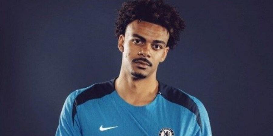 تشيلسي يعلن رحيل ريناتو فيجا إلى فياريال رسميا - هرم مصر