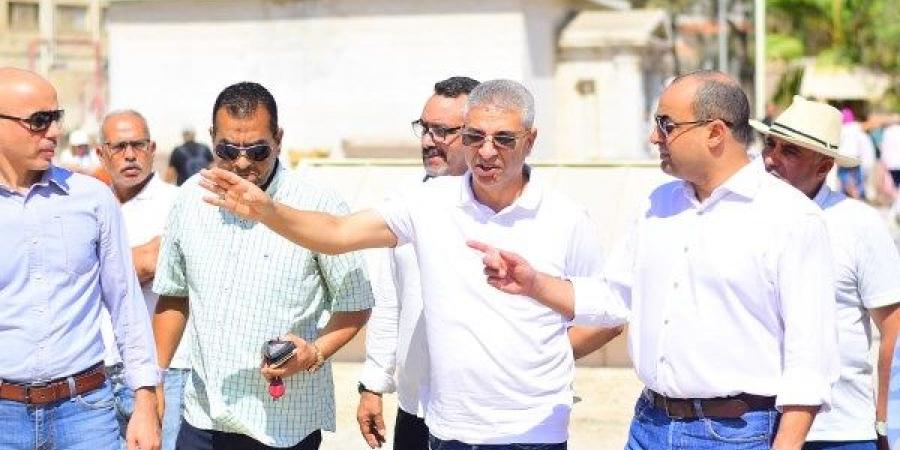 جولة مكوكية بمواقع أثرية.. قيادات السياحة تتفقد 3 أماكن - هرم مصر