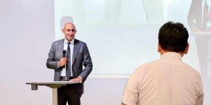 وزير التربية والتعليم يُلقي محاضرة بجامعة اليابان للاقتصاد حول مستقبل التعليم الرقمي - هرم مصر