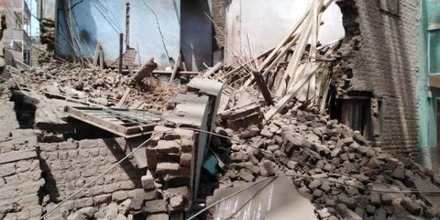 مصرع فتاة عشرينية في انهيار سقف منزل بالغربية.. والمحافظ يوجّه بإزالة العقار - هرم مصر