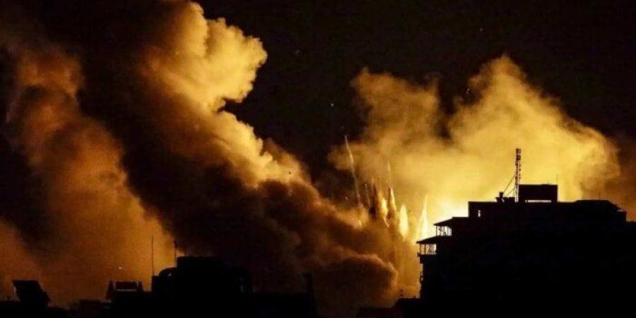 سماع دوي انفجارات ضخمة جراء تفجير روبوتات مفخخة في مدينة غزة - هرم مصر