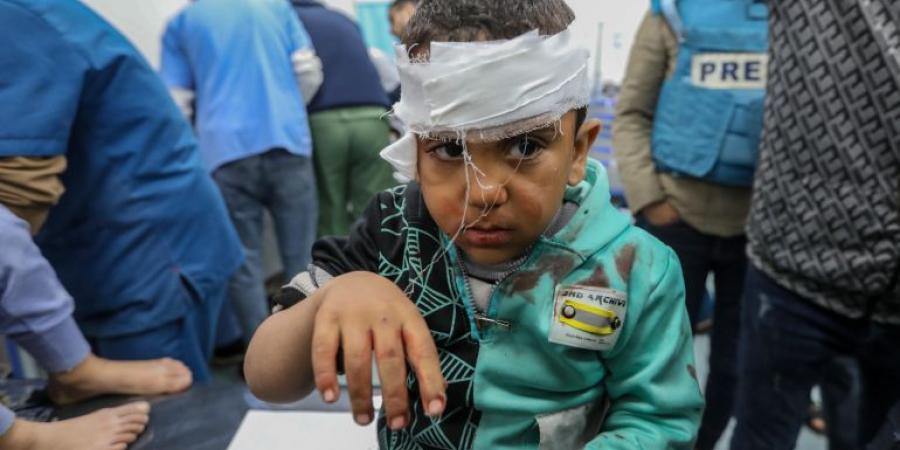 كيف أوقفت يمينية متطرفة برنامج علاج أطفال غزة بأميركا؟ - هرم مصر