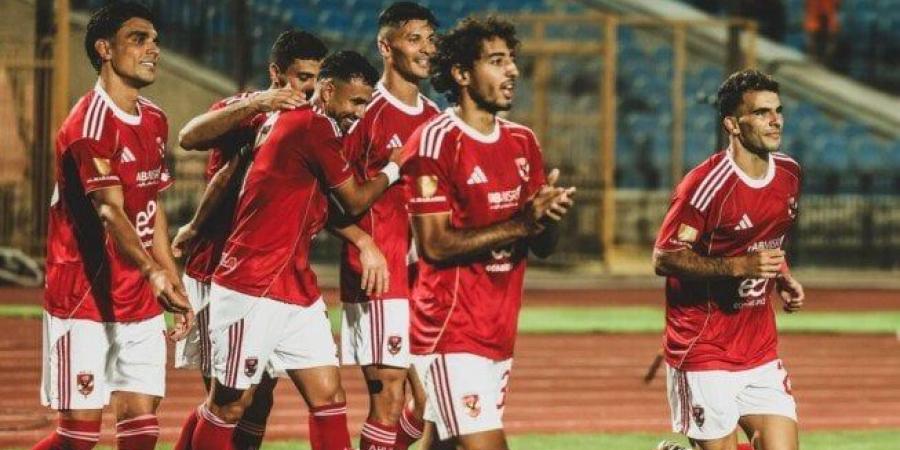 ريبيرو يطمئن على المصابين فى الأهلي قبل مواجهة بيراميدز - هرم مصر