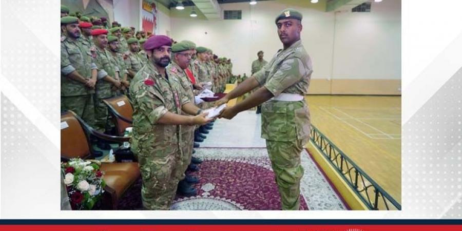 بحضور المساعد لشؤون العمليات والتدريب.. رئاسة الحرس الوطني تحتفل بتخريج دورة للمستجدين العسكريين - هرم مصر