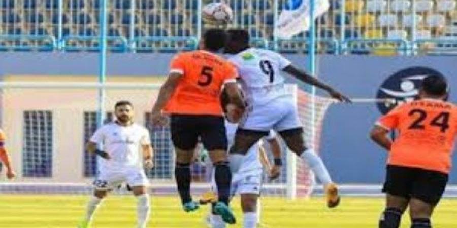 التعادل السلبي يحسم الشوط الأول بين البنك الأهلي وطلائع الجيش - هرم مصر