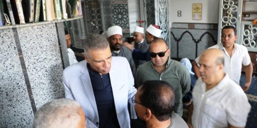 محافظ أسوان يوجه المسئولين لتلبية مطالب المواطنين وفق الإمكانيات المتاحة - هرم مصر
